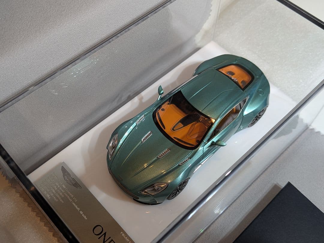 フィガートモデル 1/43 アストンマーティン ONE-77