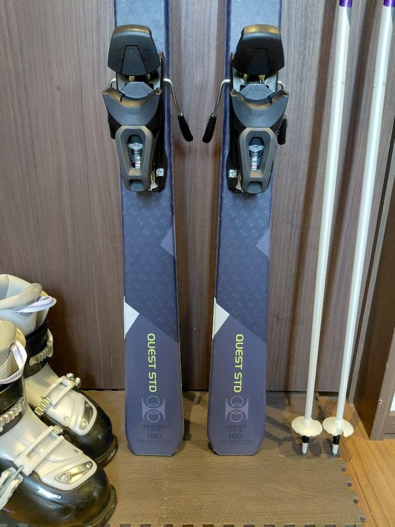 高年式‼️HART/レディース用/スキーセット・メンテ・WAX済み✔超軽量‼️