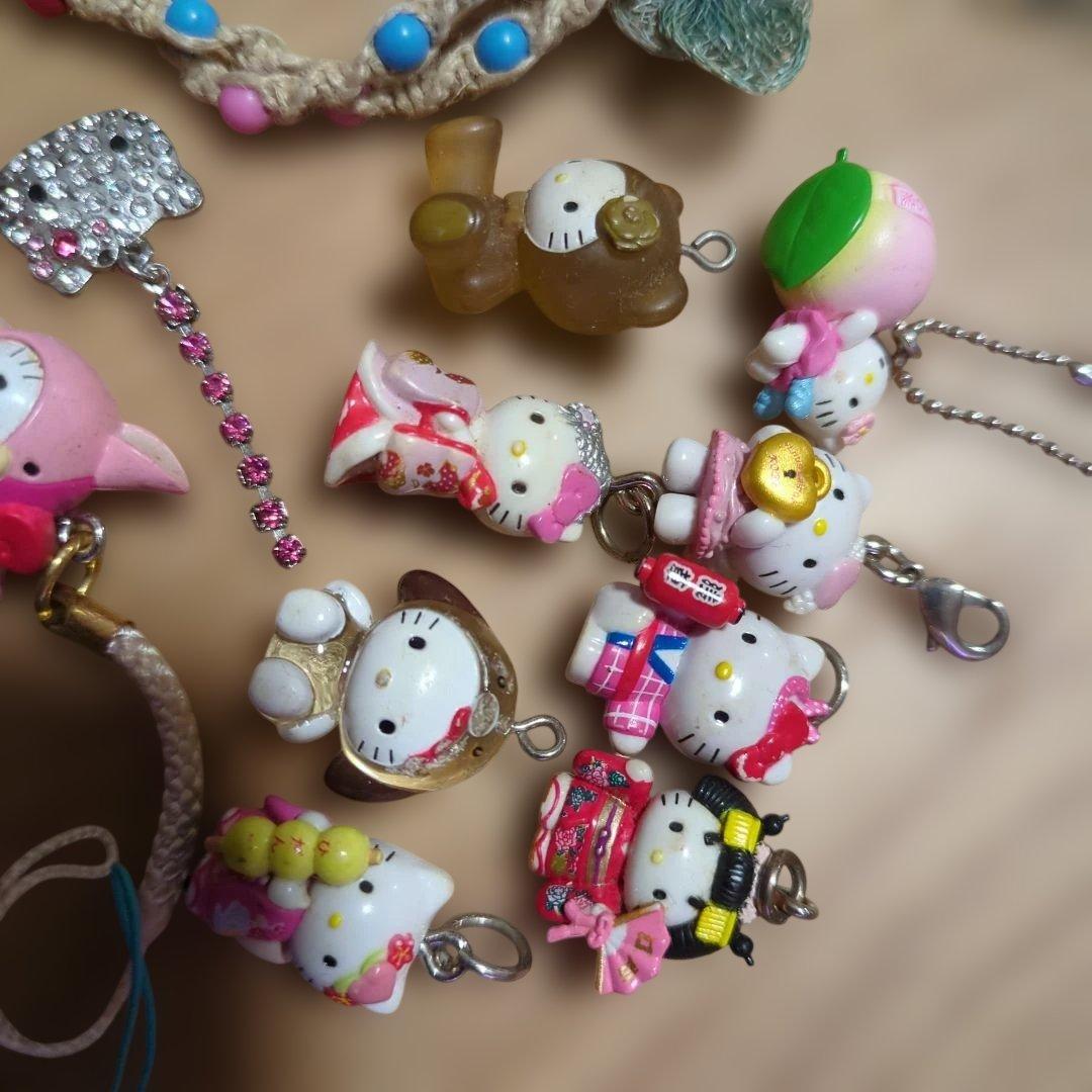 レア キティちゃん ご当地キティ 根付けストラップ キーホルダー セット 12個