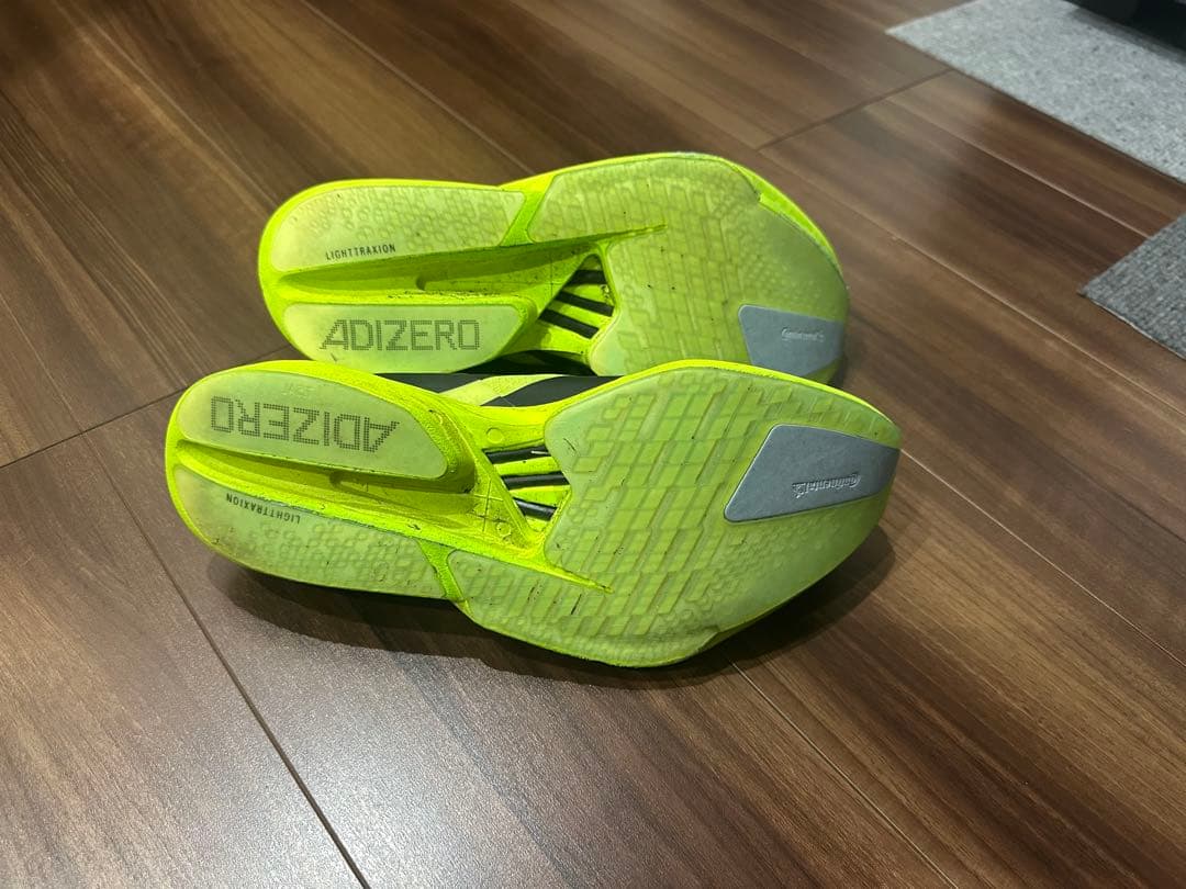 adidasアディゼロプロ4