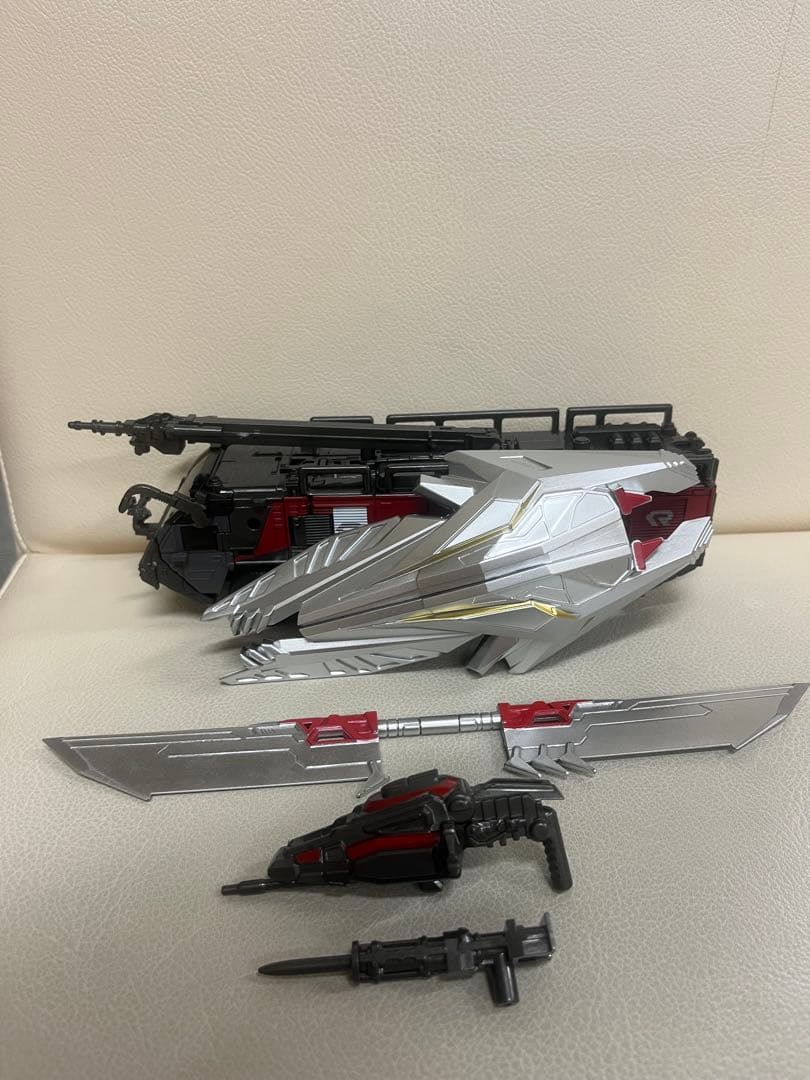 センチネルプライム 腐食銃/盾/双刃刀付き スタジオシリーズ 消防車 非正規