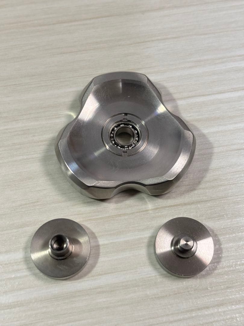 ハンドスピナー mini triton v2 フィジェット Fidget toy