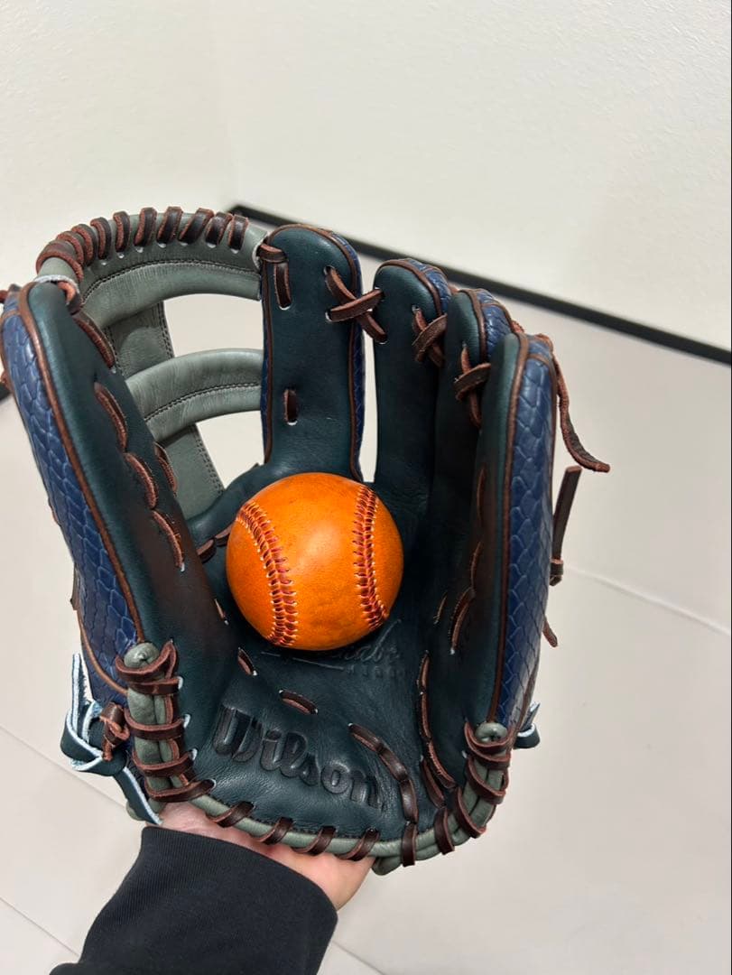 Wilson ワナビーヒーロー27型 軟式用グラブ
