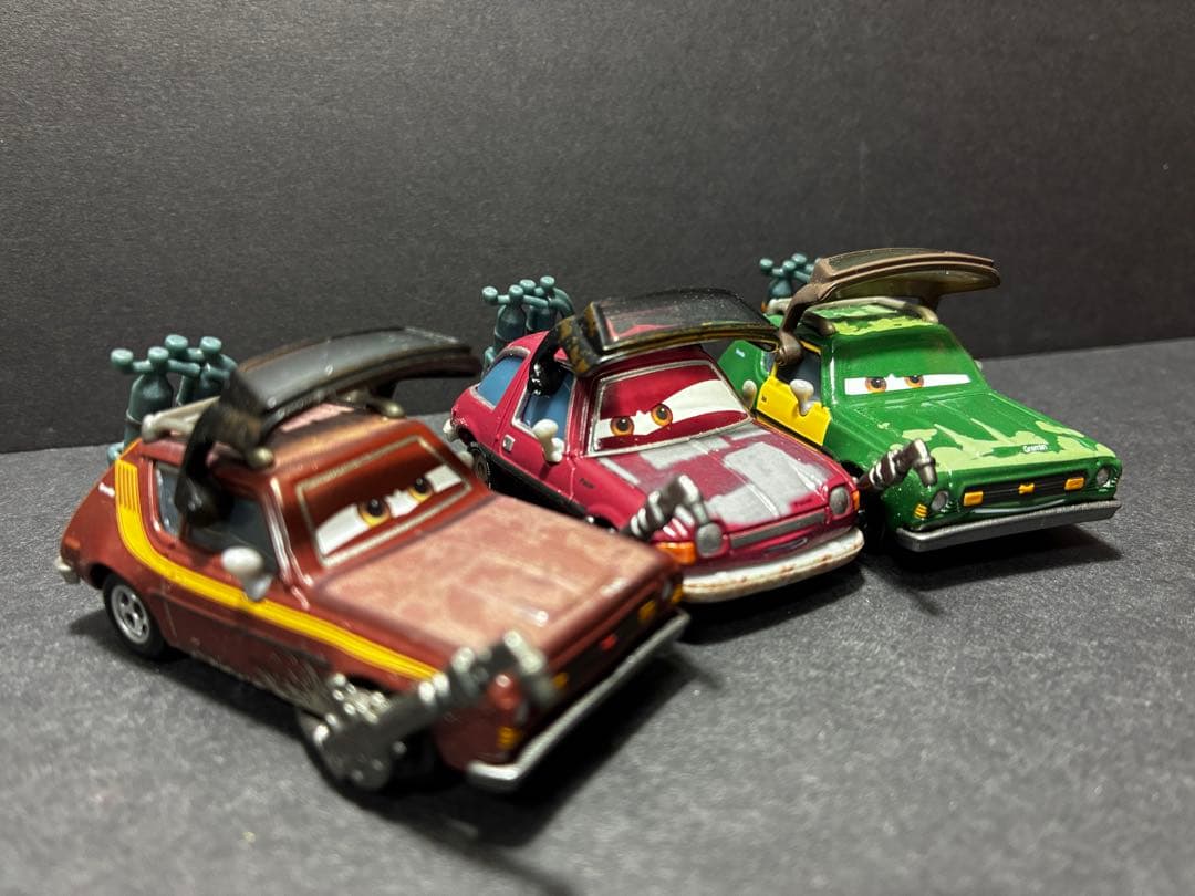 GREMSKY Ramped Gremlin トーチ　油田 カーズ　ミニカー