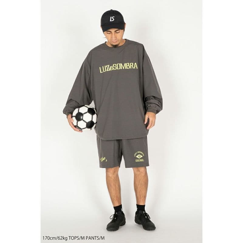 新品LUZe　ルースイソンブラ　STRETCH TAFTA　トップ　ジャケット