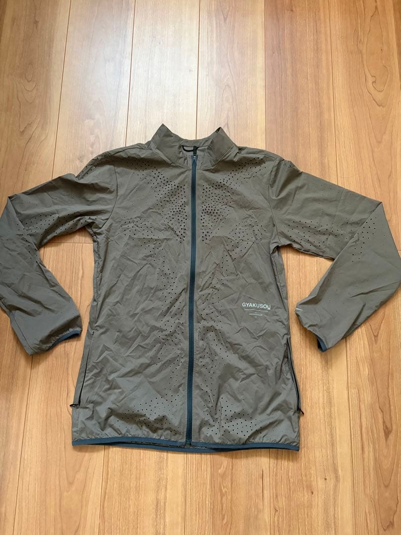NIKE GYAKUSOU undercoverレディース　ランニングジャケット