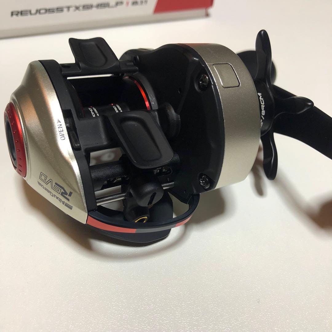 Abu Garcia REVO STX - SHS ハイギア　右ハンドル