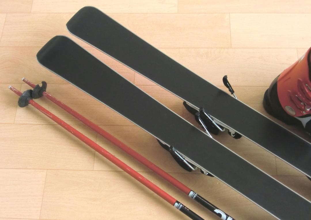 ■■送料無料■NORDICA■ジュニアスキーセット■板130靴23-23.5■■