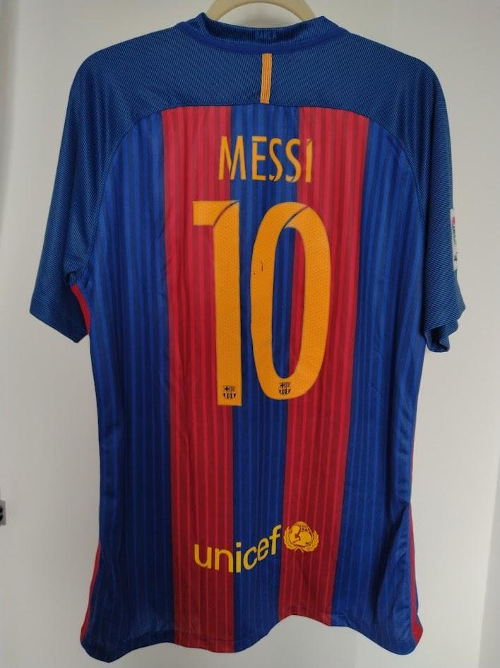 Messi ユニフォーム・Barcelona & ベアキーチェーンのおまけ付き