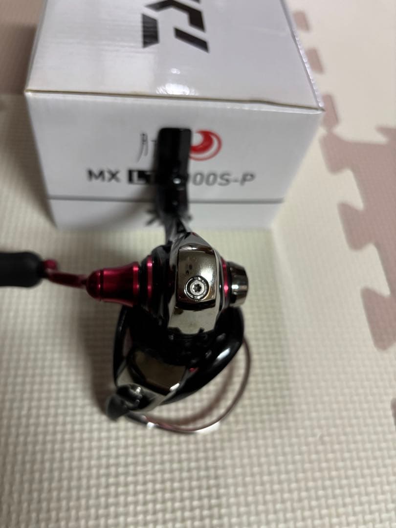 Daiwa 18月下美人MX LT2000S-P スピニングリール