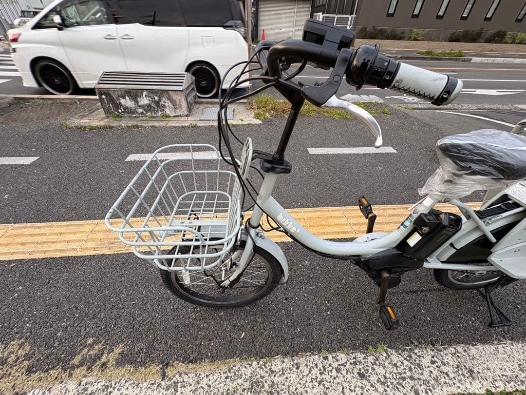070中古ブリヂストン電動アシスト自転車　8.7Ah 大阪