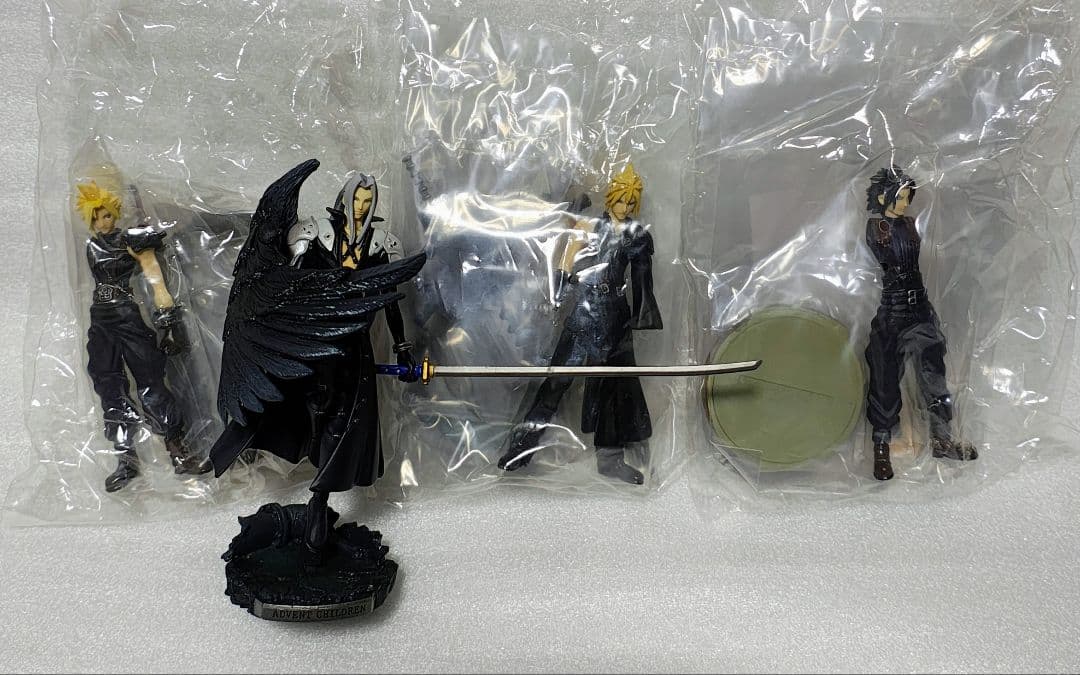 ファイナルファンタジーVII FF7 フィギュア クラウド セフィロス ザックス