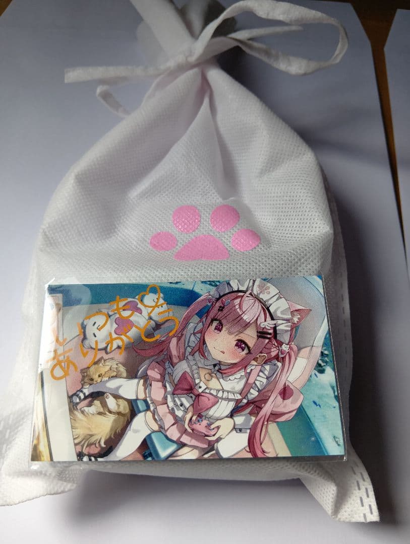 結城さくな　FANBOX限定　ピンバッジ　複製メッセージ入りカード