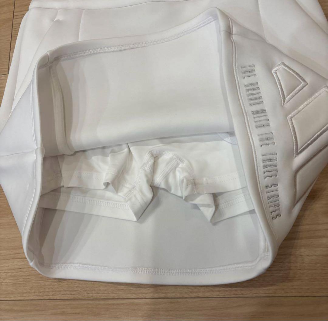 新品adidasgolf上下セット薄手ニット＆ダンボールニットスカートM春