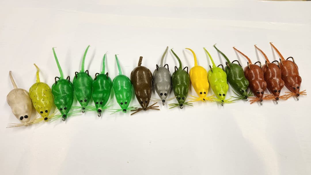 ネズミフロッグ型ソフトルアー 15個セット　雷魚　中古