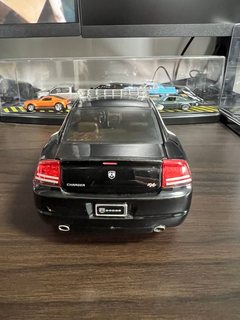 JADA Dodge Charger パトカー 1/24