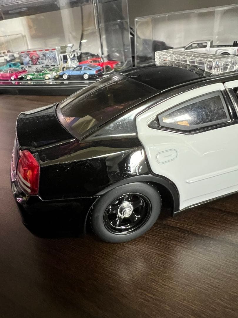 JADA Dodge Charger パトカー 1/24