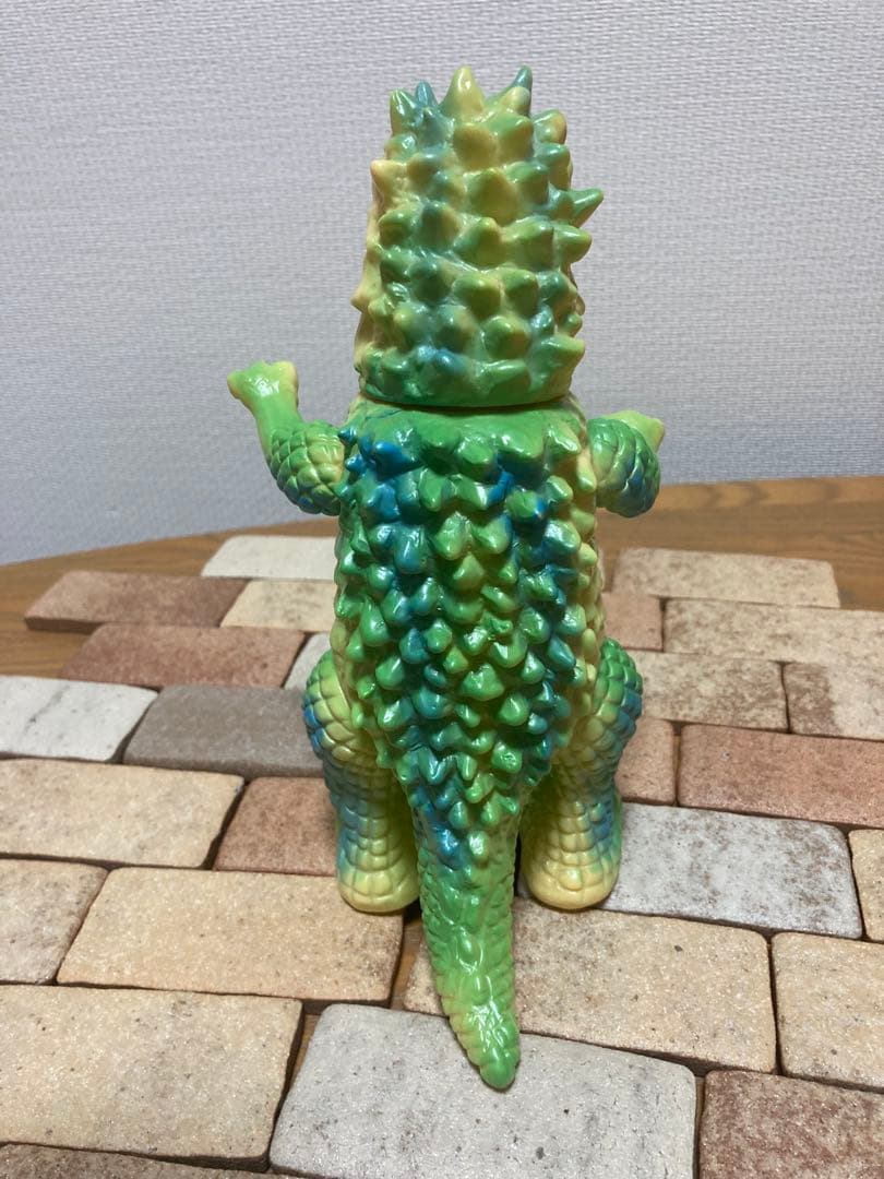 ブルマァク復刻ベムラー① グリーン×イエロー