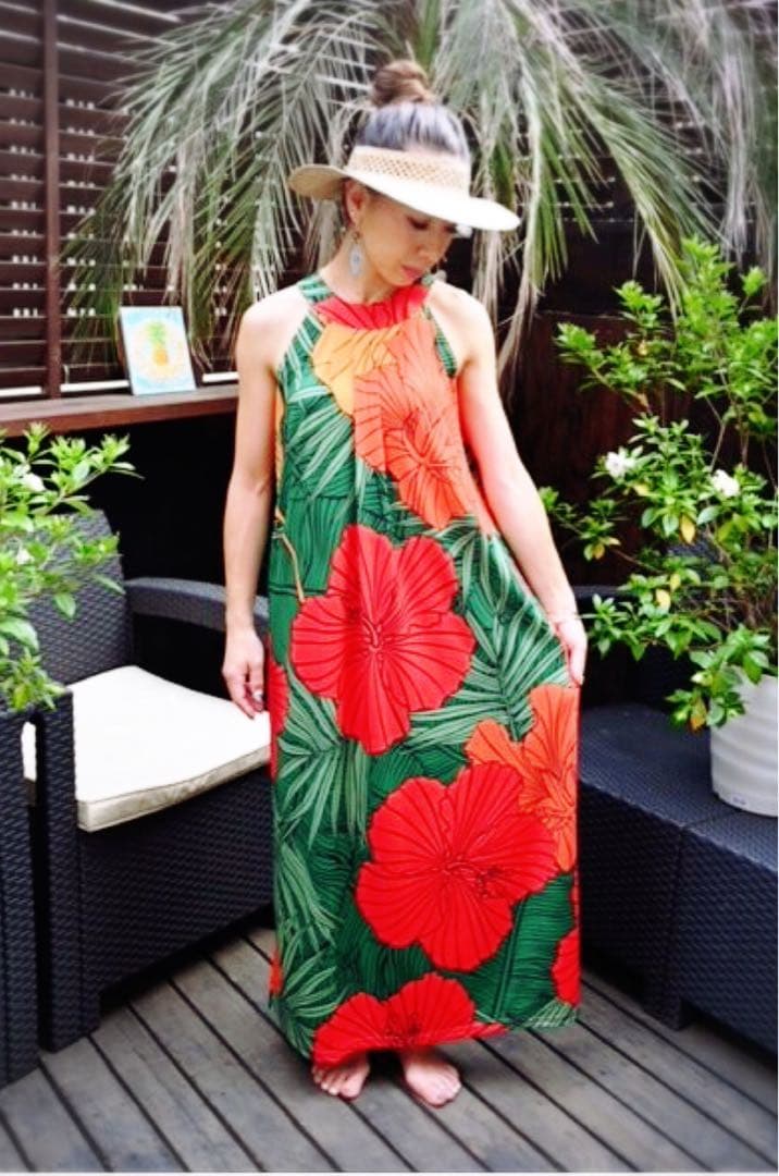 kuulei Hawaii ハイビスカス柄ドレス