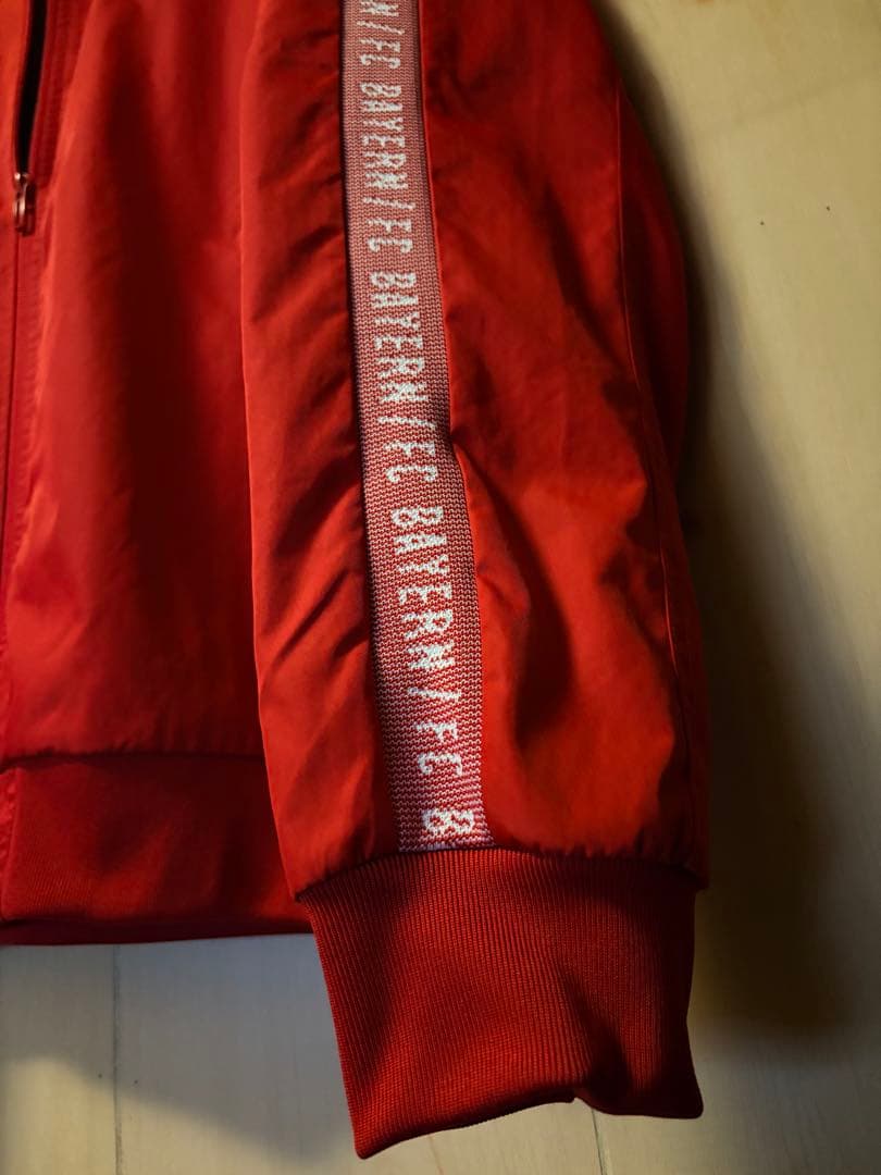 【日本未発売】adidas バイエルンミュンヘン アンセムジャケット L 限定品