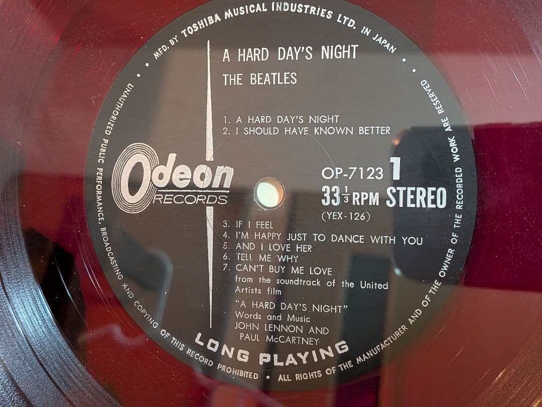 １９６２〜１９６６年当時物ビートルズ東芝音楽工業オデオン赤盤レコード額装品
