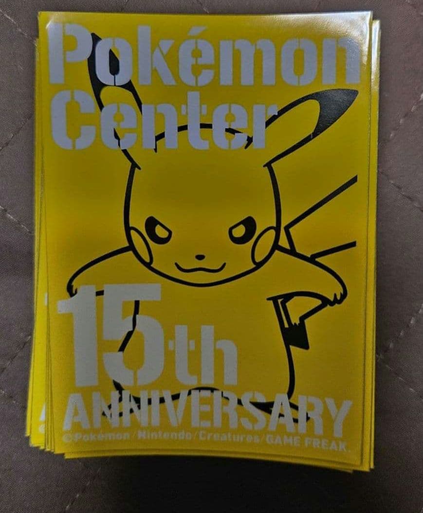 スリーブ 60枚 15周年 ピカチュウ ポケモンカード サプライ　3種15th