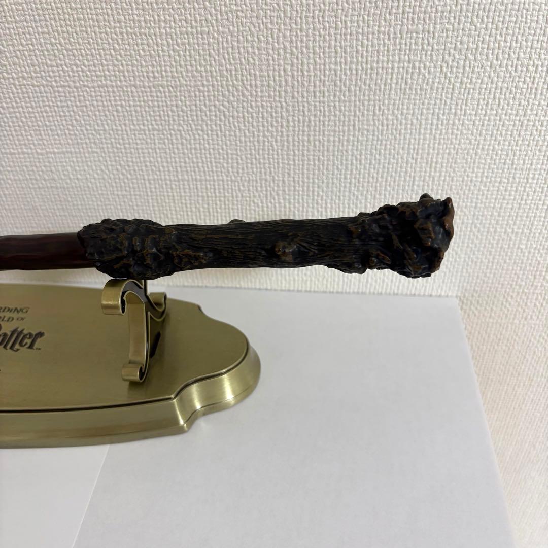 【美品】ハリーポッター　杖　USJ ユニバ　マジカルワンド　スタンド　セット