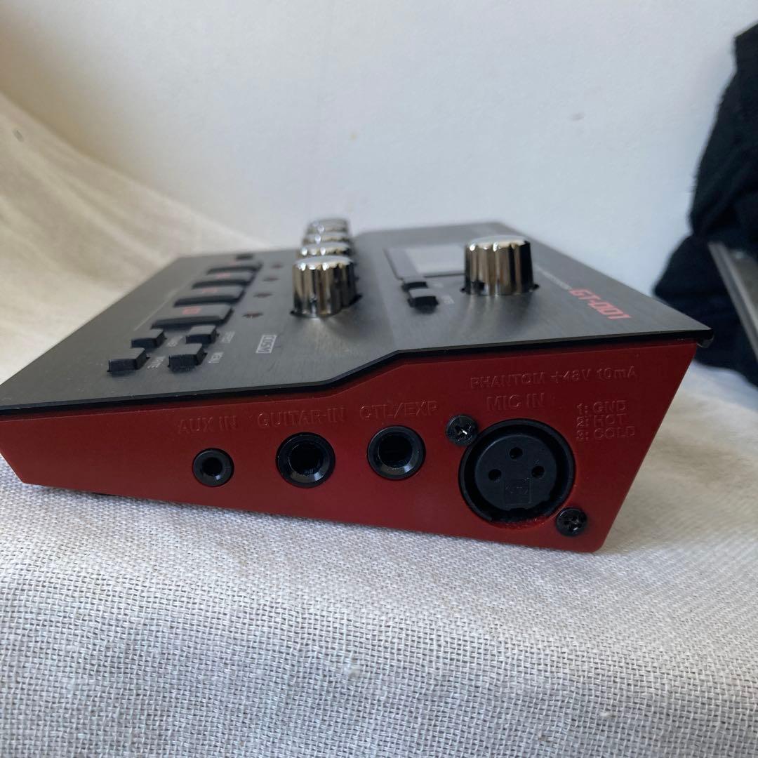 BOSS GT-001 ギターエフェクトプロセッサー