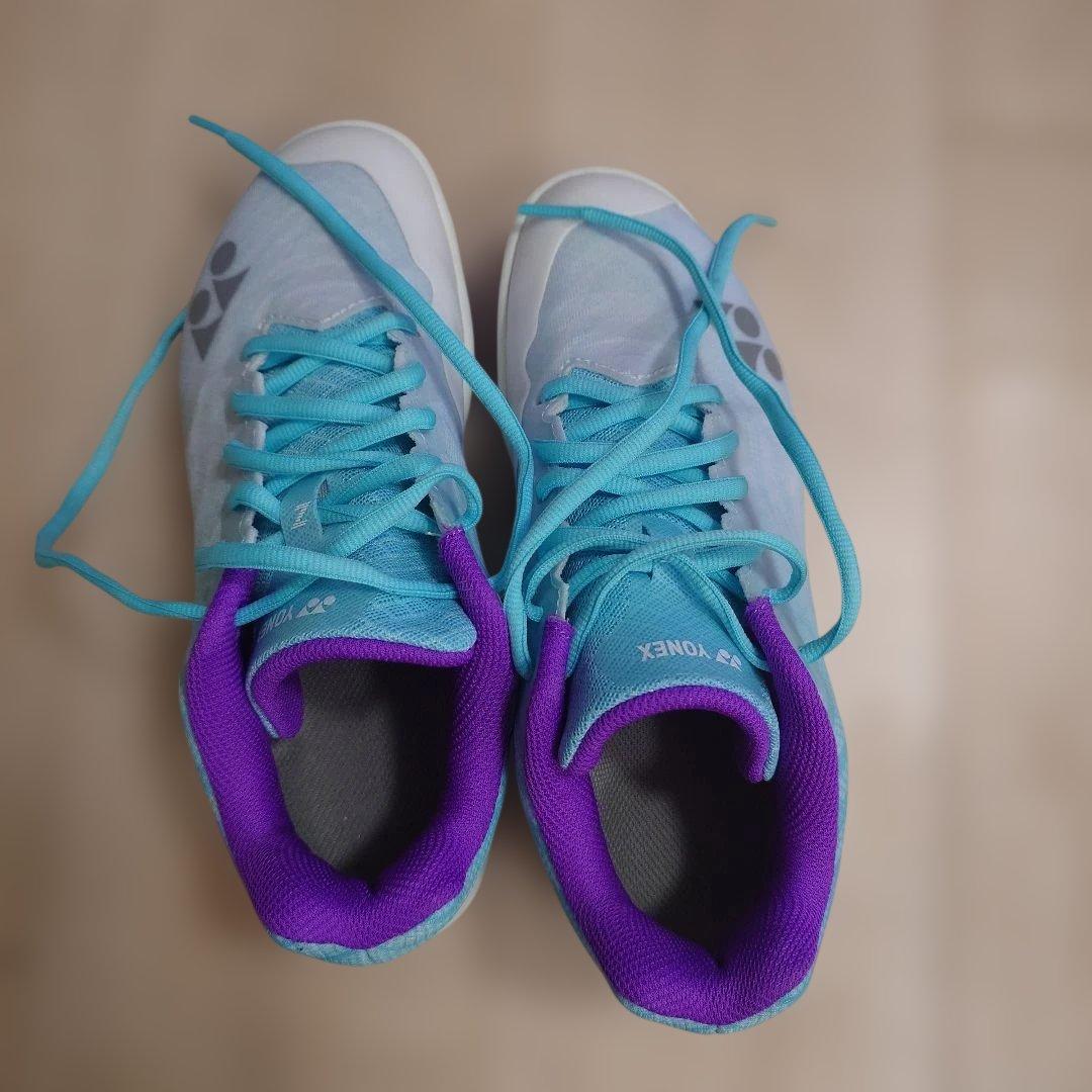 YONEX バドミントンシューズ 　エアラス