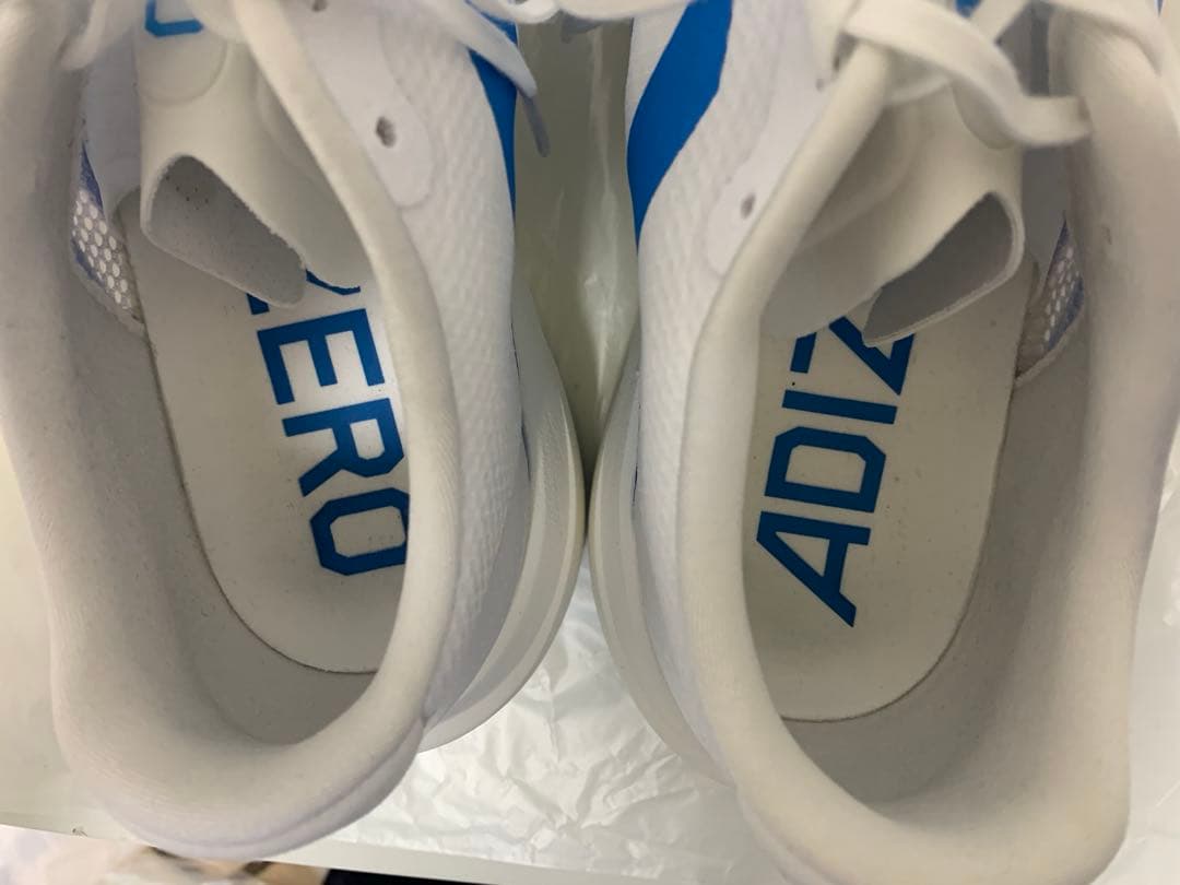アディダスEVO SL WOVEN ホワイトアルペン限定カラー　27.5cm