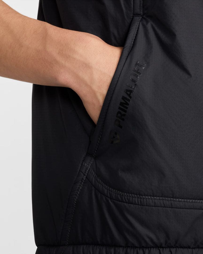 新品 Sサイズ ナイキ トレイル ランニングベスト　NIKE プリマロフト