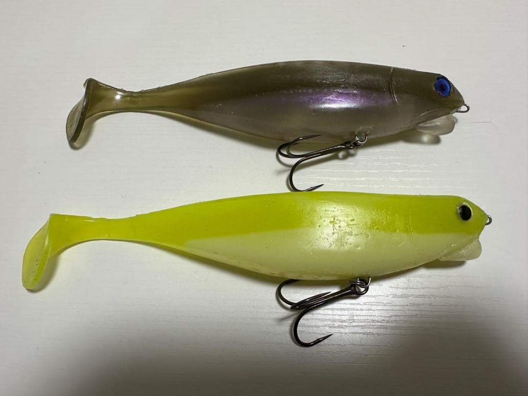希少 ファイナルウェポン　イービルシャッド 7.7 2本セット