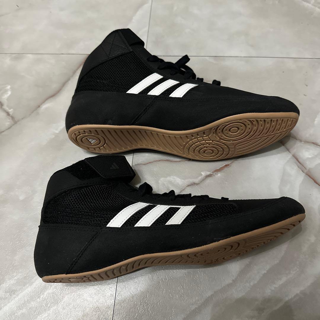 ボクシングシューズ　adidas