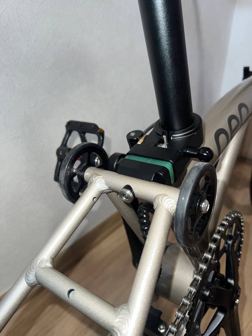 競速アルミ合金 Brompton同系 16インチ 折りたたみ自転車