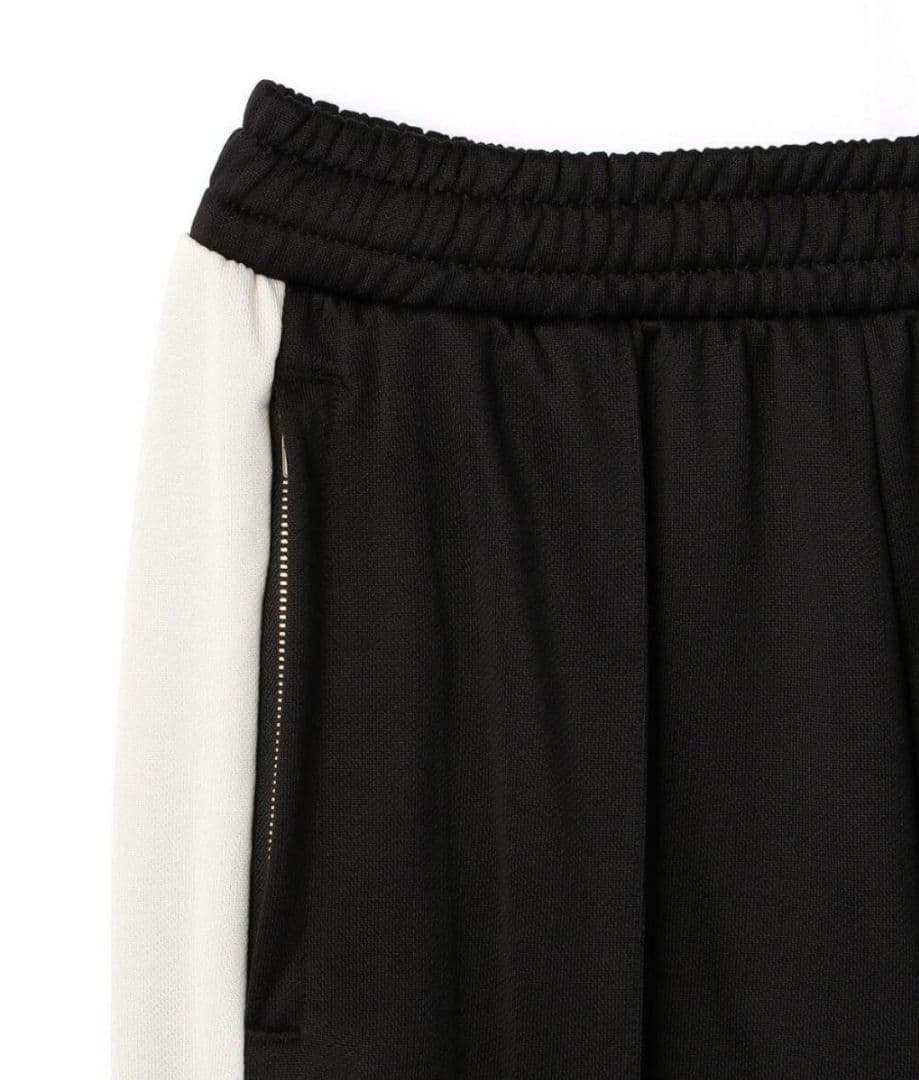 ②新品未開封✨【プーマ】 THE NEVERWORN PANTSトラックパンツM