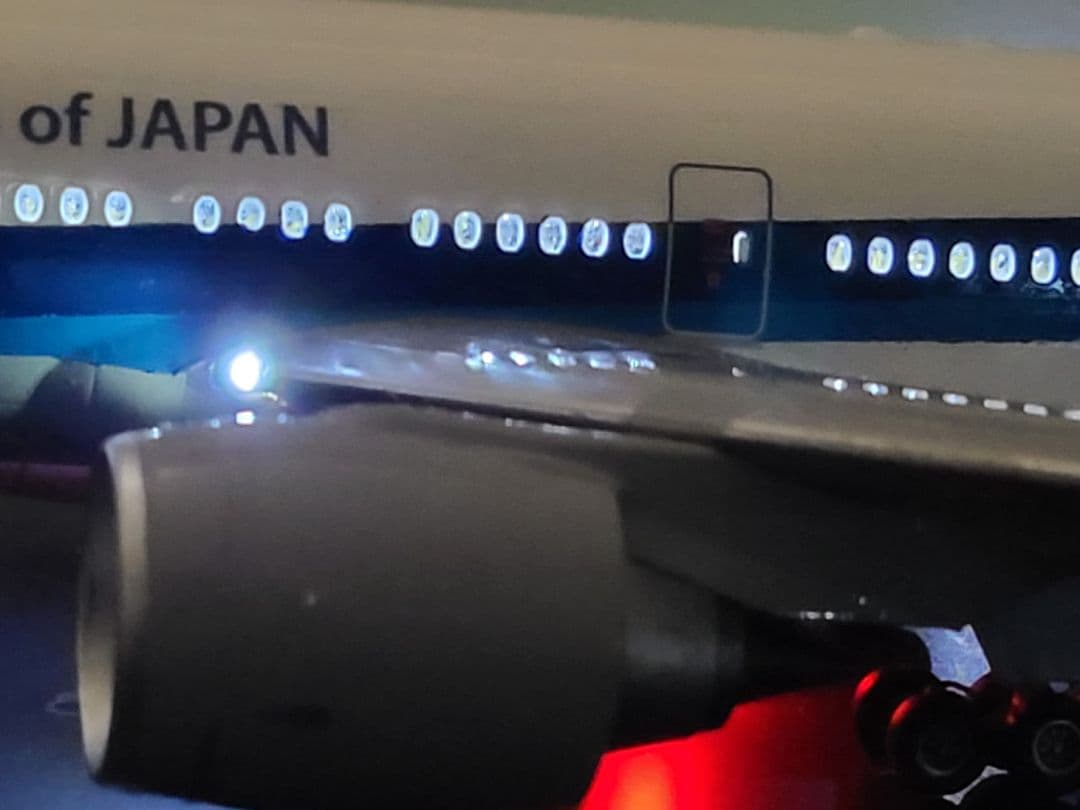 ANA BOEING 777-300ER JA777A LED仕様完成品