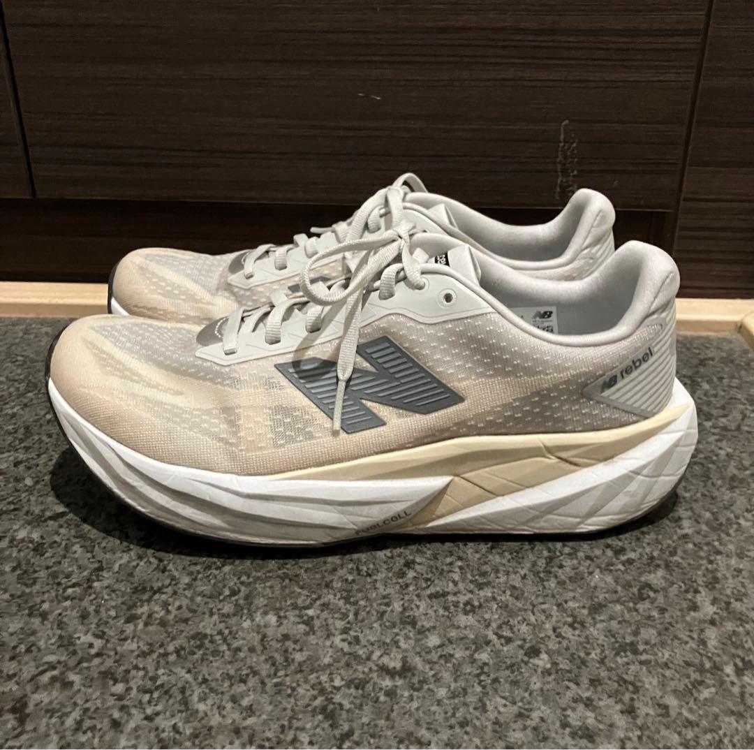 【美品】26.5㎝　Rebel v5 レベルv5 グレー　ニューバランス