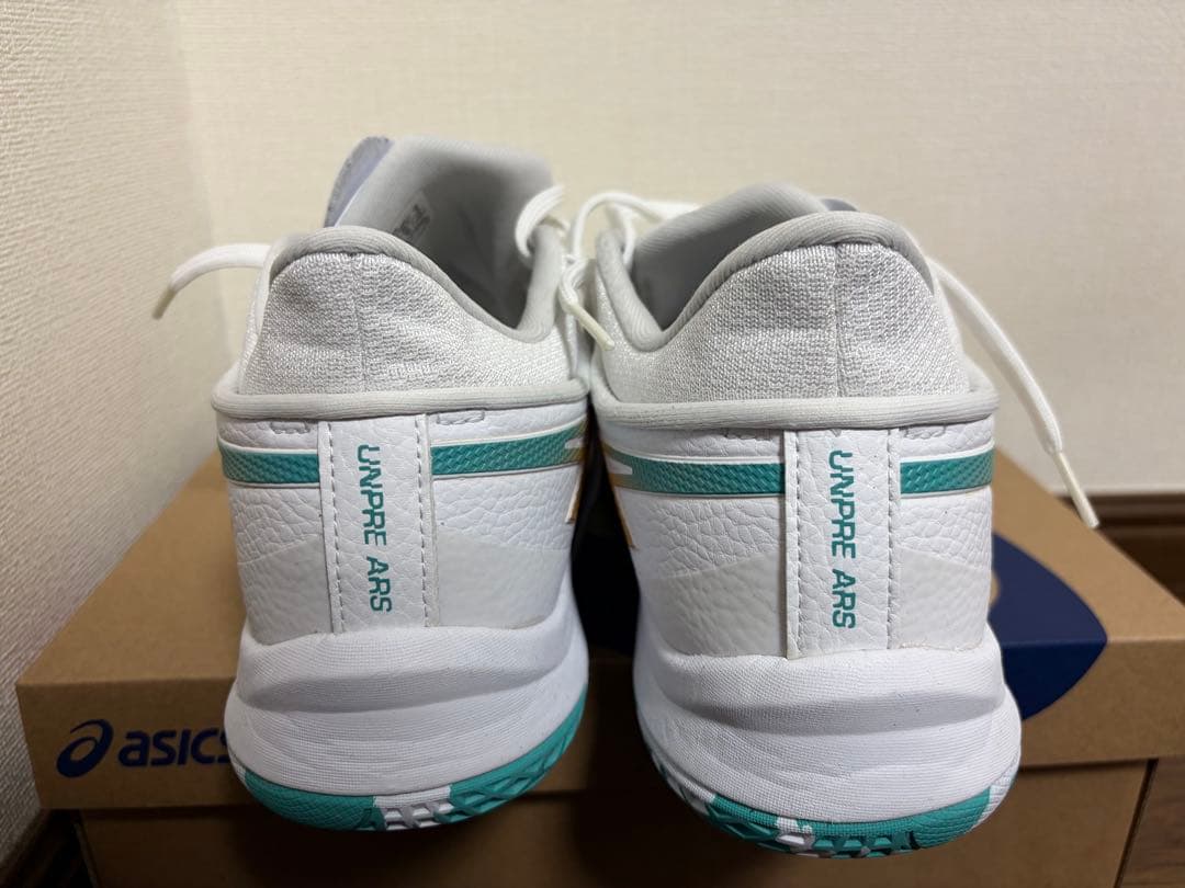 シューズ(男性用) ASICS UNPRE ARS LOW