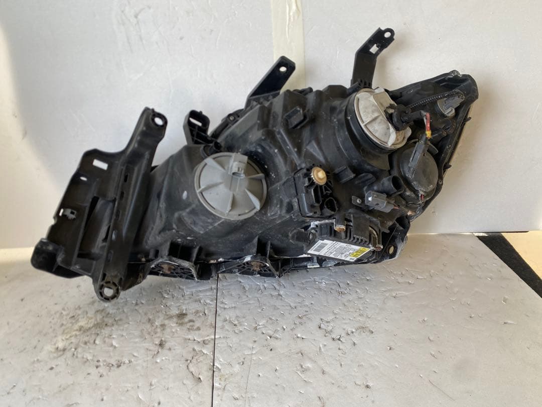ホンダ ステップワゴン RK系 前期 純正HIDヘッドライト 左右セット