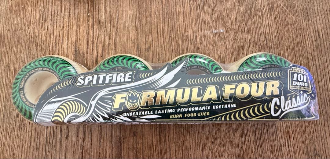 SPITFIRE FORMULA FOUR 52mm 101A グリーン