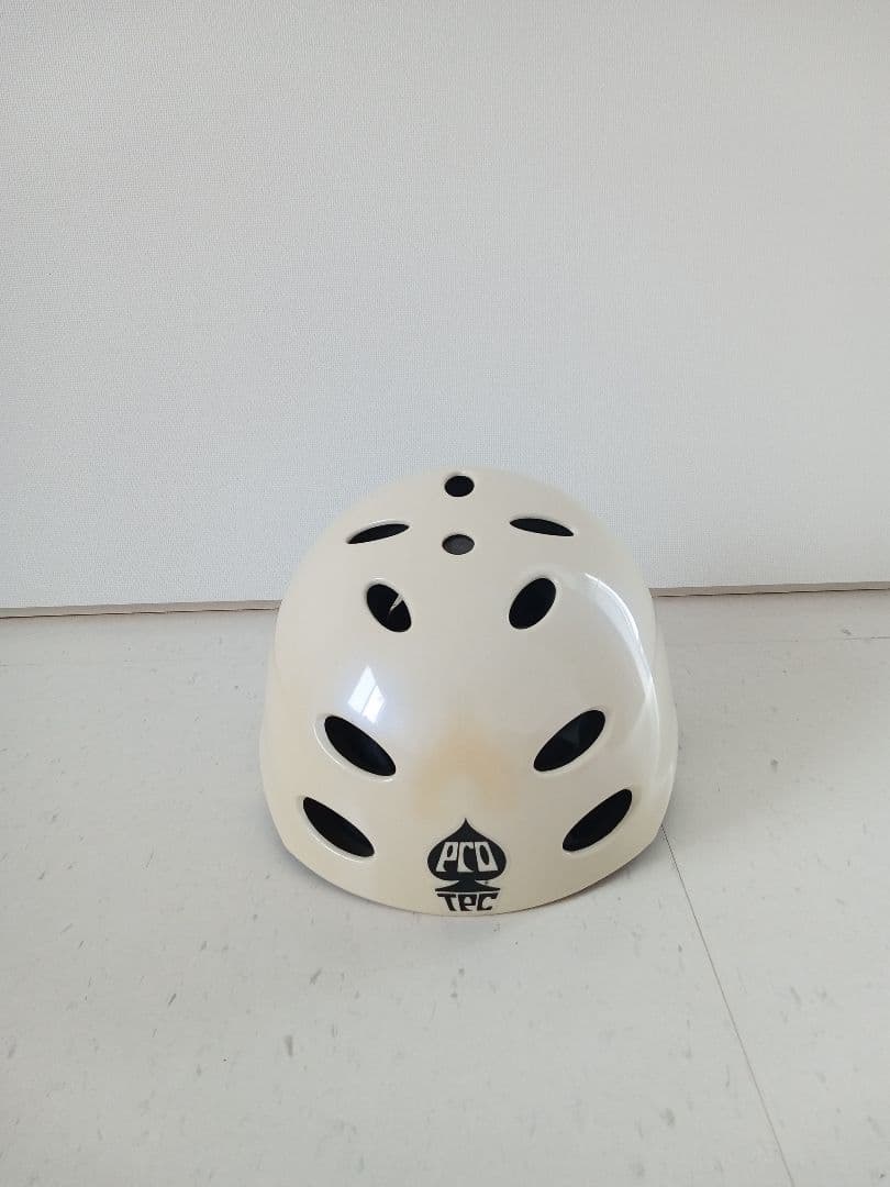 PRO TEC ホワイトパール スケートボードヘルメット