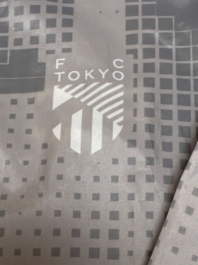 FC東京　2025年　ライトジャケット　グレー　サイズM