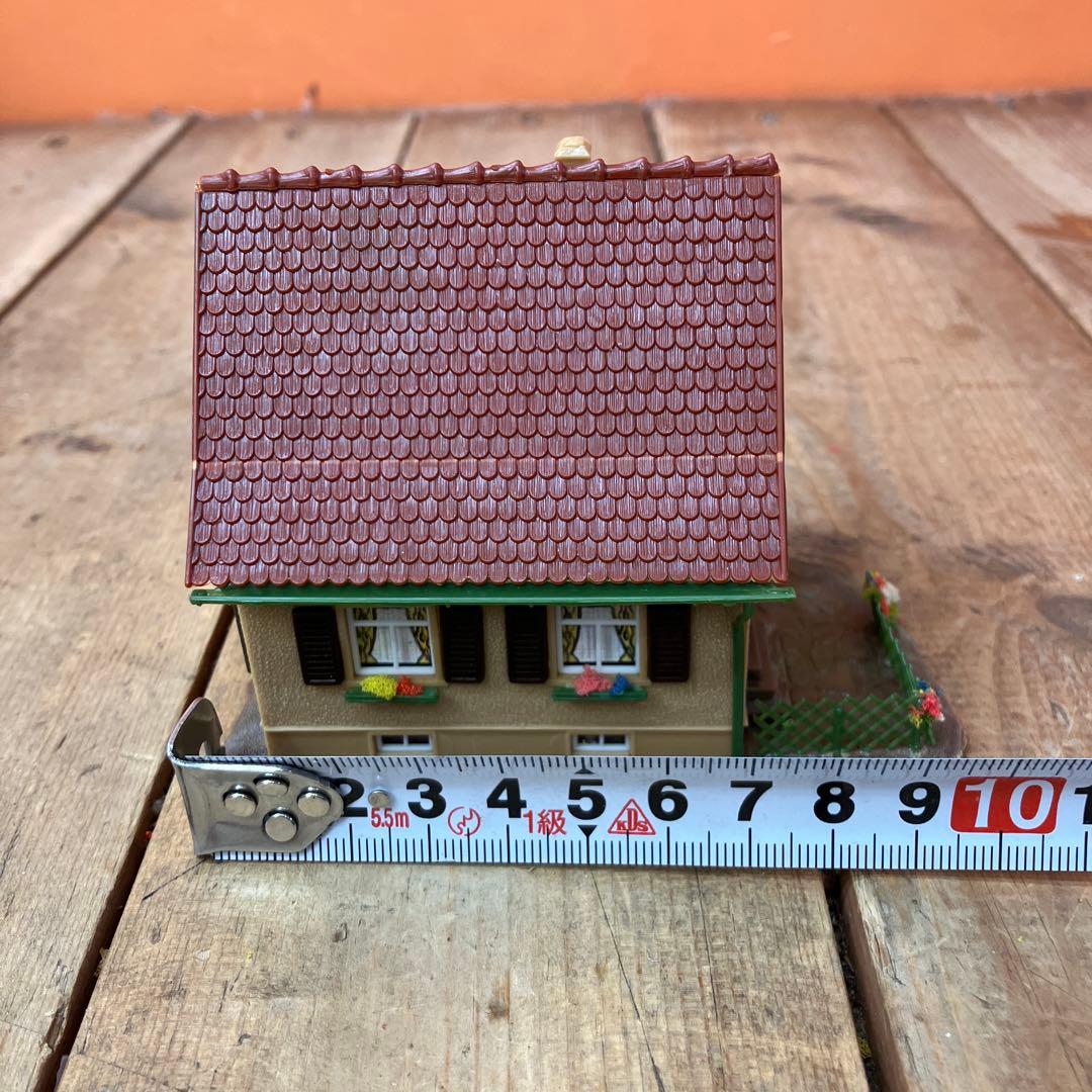 3F【ミニチュア】 建物 4点セット 鉄道模型 HOゲージ （教会・家3軒）