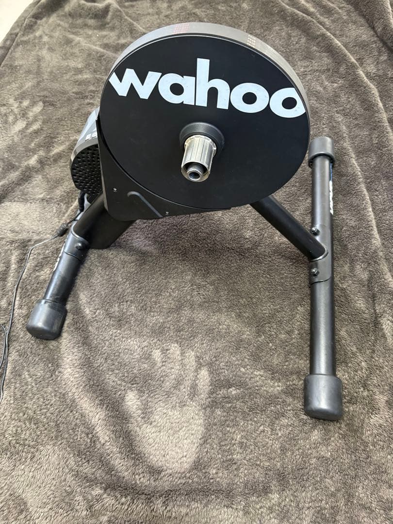 Wahoo KICKR CORE スマートローラー　スマートトレーナー　交渉○