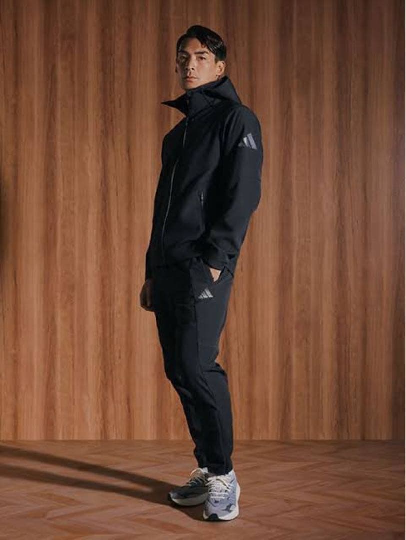 adidasプレミアム アクティブストレッチ ウーブン セットアップ 槙野モデル