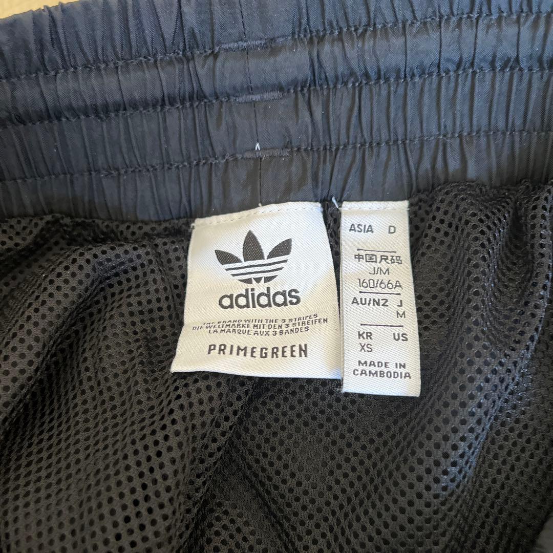 adidas トレーニングパンツ 黒 ストライプ
