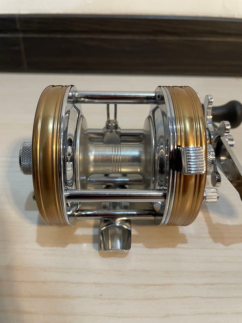 【未使用品】アブガルシア アンバサダー 5500C