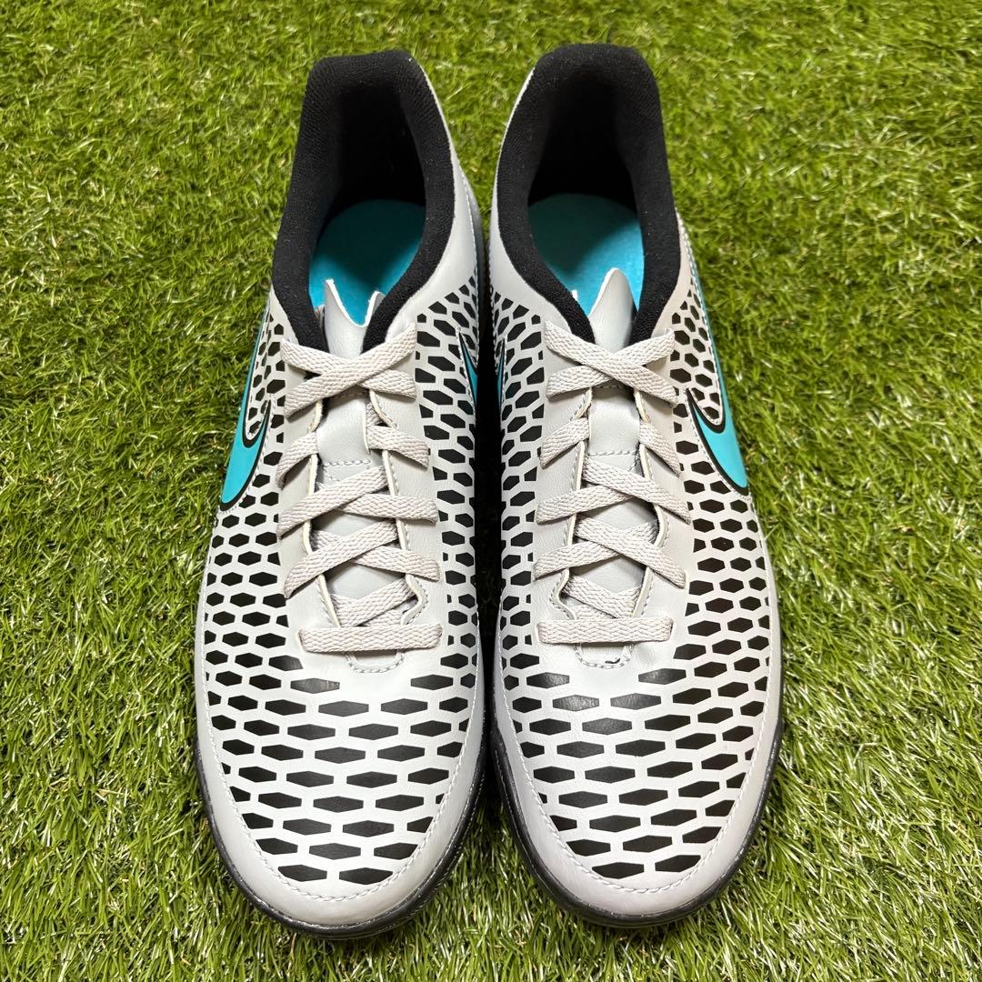 シューズ NIKE Magista Ola TF 27cm