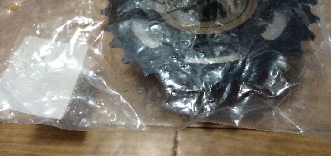 新品未開封　シマノ　MF-HG37 ボスフリー❇13-28T 7速