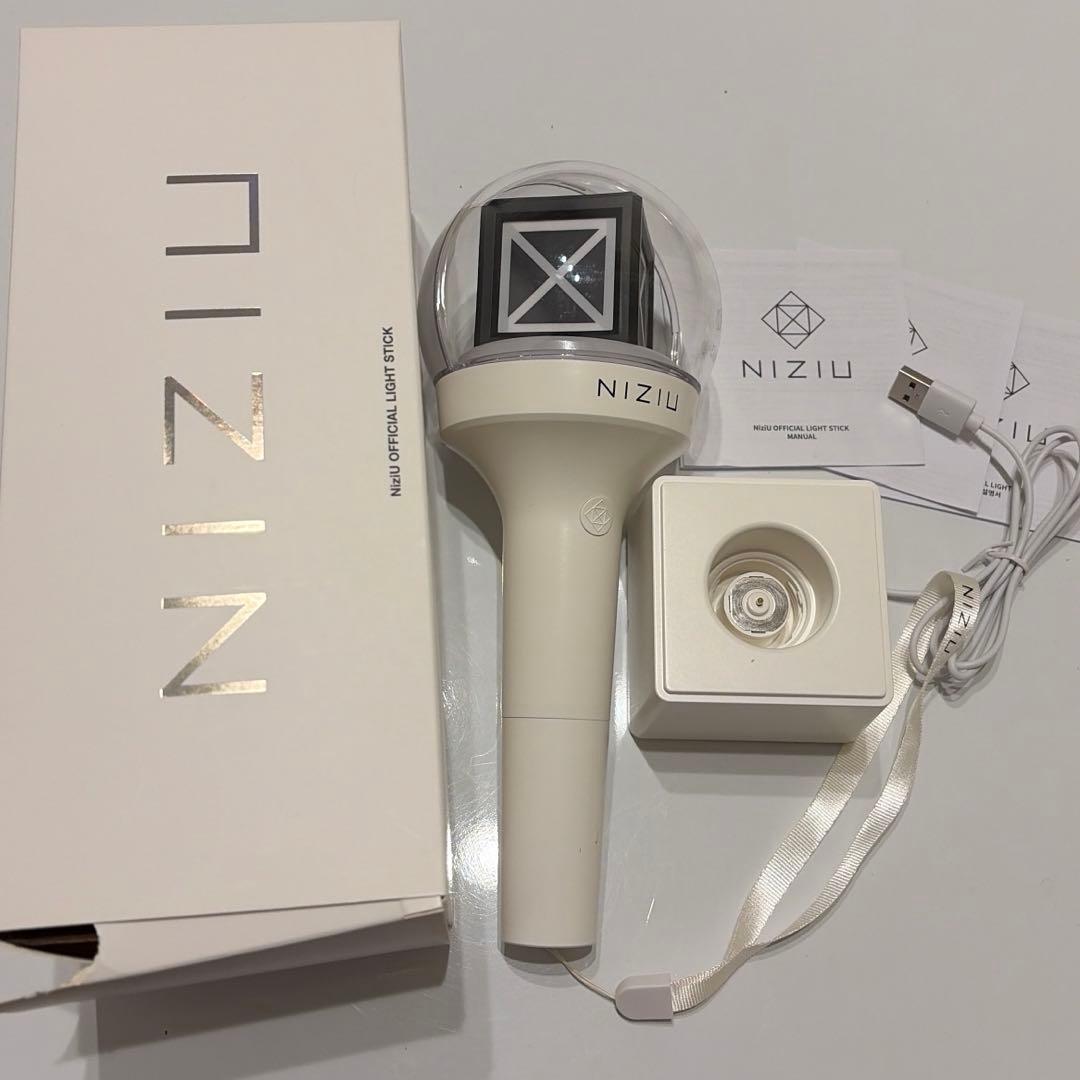 か*い様 NiziU　ペンライト